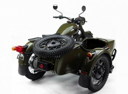 Moto Ural Retro verde